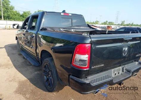 2019 Ram 1500 Big Horn/Lone Star 4X4 5'7 Box z USA, uszkodzony, nr VIN 1C6SRFFT7KN577401